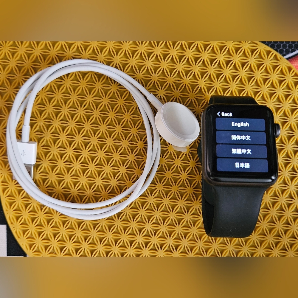 Apple Watch Series 3 42mm GPS Only